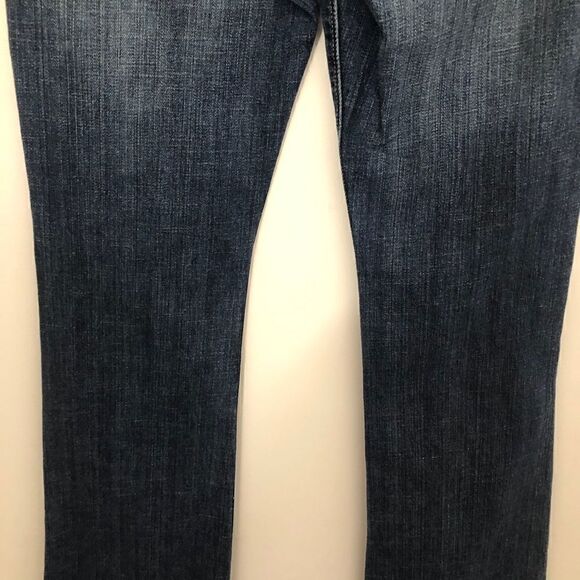 Awesome Express Distressed Eva Boot Leg Jeans size 2! - Picture 11 of 16